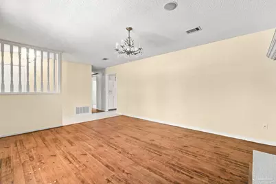 6639 Chicago Ave, Pensacola, FL 32526 - Photo 4