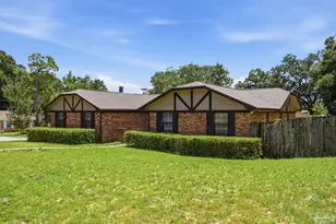 6230 Starhill Dr, Milton, FL 32570 - Photo 2