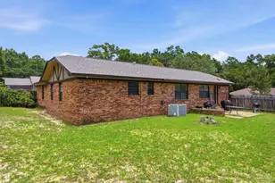6230 Starhill Dr, Milton, FL 32570 - Photo 46
