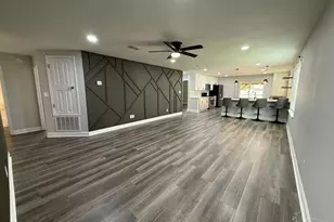 1046 Simpson St, Pensacola, FL 32526 - Photo 2