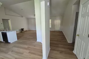 7361 Chimney Pines Dr, Pensacola, FL 32526 - Photo 2