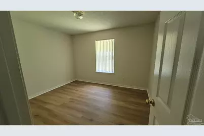 7361 Chimney Pines Dr, Pensacola, FL 32526 - Photo 6