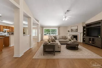 8335 Onich Dr, Navarre, FL 32566 - Photo 4