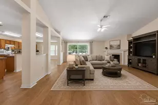 8335 Onich Dr, Navarre, FL 32566 - Photo 4