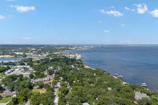 411 Bayshore Dr, Pensacola, FL 32507 - Photo 48