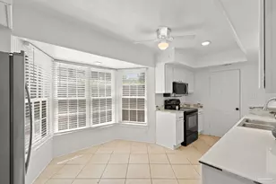411 Bayshore Dr, Pensacola, FL 32507 - Photo 16