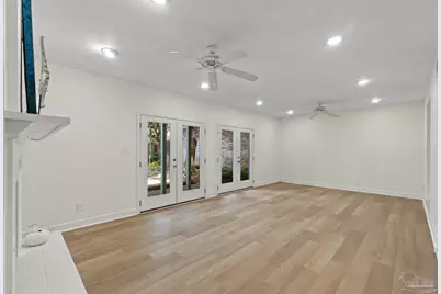 411 Bayshore Dr #B, Pensacola, FL 32507 - Photo 12