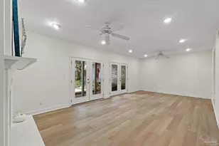 411 Bayshore Dr, Pensacola, FL 32507 - Photo 12