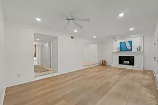 411 Bayshore Dr, Pensacola, FL 32507 - Photo 10