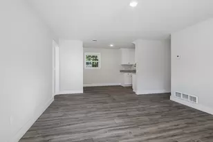 6019 Judy Dr, Milton, FL 32570 - Photo 8