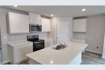 8077 Flying Duck Dr, Milton, FL 32583 - Photo 2