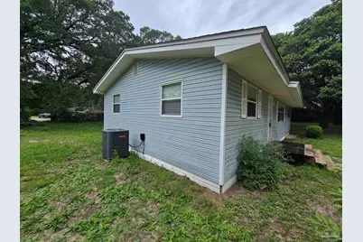 4045 Audubon Dr, Pensacola, FL 32504 - Photo 4