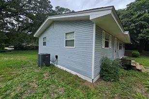 4045 Audubon Dr, Pensacola, FL 32504 - Photo 4