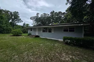 4045 Audubon Dr, Pensacola, FL 32504 - Photo 1