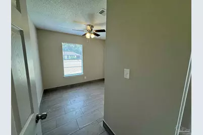7823 Coronet Ln, Pensacola, FL 32514 - Photo 22