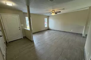 7823 Coronet Ln, Pensacola, FL 32514 - Photo 6