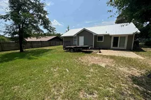 7823 Coronet Ln, Pensacola, FL 32514 - Photo 30