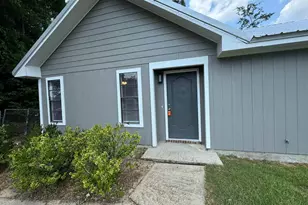 7823 Coronet Ln, Pensacola, FL 32514 - Photo 4