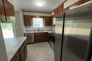7823 Coronet Ln, Pensacola, FL 32514 - Photo 10