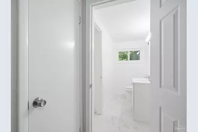 2014 University St, Pensacola, FL 32504 - Photo 30