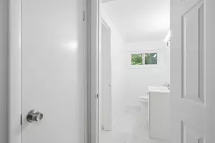 2014 University St, Pensacola, FL 32504 - Photo 30