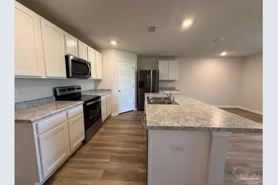 9732 Angel Oak Dr, Pensacola, FL 32526 - Photo 14