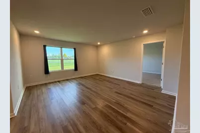 9732 Angel Oak Dr, Pensacola, FL 32526 - Photo 18