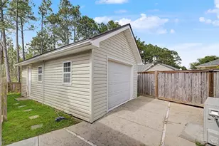 2008 Southwind Cir, Pensacola, FL 32506 - Photo 10