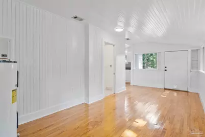 300 S 2nd St, Pensacola, FL 32507 - Photo 32