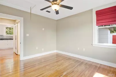 300 S 2nd St, Pensacola, FL 32507 - Photo 28