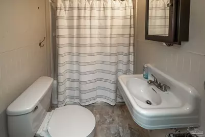 5200 Canal St, Milton, FL 32570 - Photo 18