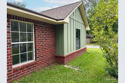 1643 Balogh Dr, Gulf Breeze, FL 32563 - Photo 6