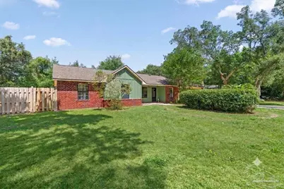 1643 Balogh Dr, Gulf Breeze, FL 32563 - Photo 2