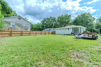 512 Fitzgerald St, Pensacola, FL 32505 - Photo 6