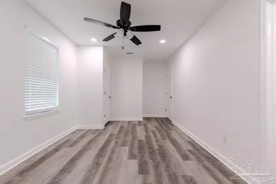 512 Fitzgerald St, Pensacola, FL 32505 - Photo 22