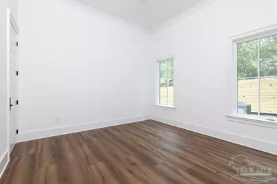 1921 E Strong St, Pensacola, FL 32501 - Photo 42