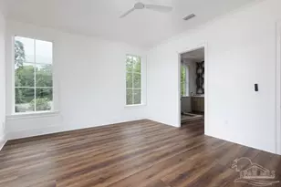 1921 E Strong St, Pensacola, FL 32501 - Photo 38