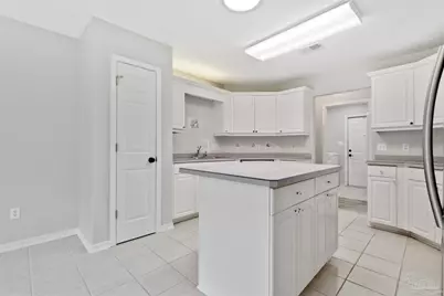 9075 Caribbean Dr, Pensacola, FL 32506 - Photo 8
