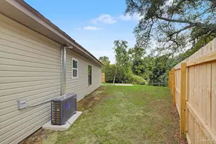 2853 Hidden Springs Cir, Pensacola, FL 32526 - Photo 32