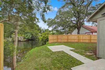 2853 Hidden Springs Cir, Pensacola, FL 32526 - Photo 4