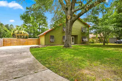 4180 Monteigne Dr, Pensacola, FL 32504 - Photo 2