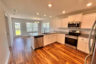 7034 Sonny Dr, Pensacola, FL 32504 - Photo 4