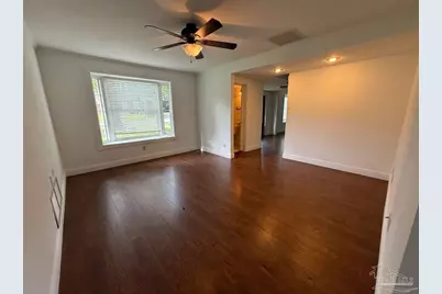905 Poinciana Dr, Gulf Breeze, FL 32561 - Photo 14