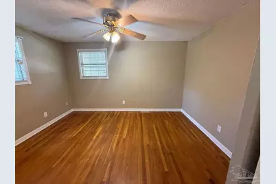905 Poinciana Dr, Gulf Breeze, FL 32561 - Photo 30
