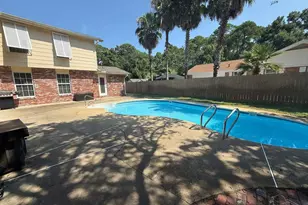 905 Poinciana Dr, Gulf Breeze, FL 32561 - Photo 38