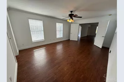 905 Poinciana Dr, Gulf Breeze, FL 32561 - Photo 18