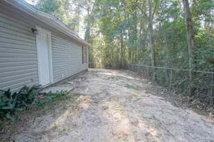 4121 Woodfin Cir, Pace, FL 32571 - Photo 14