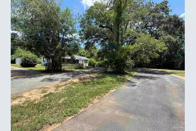 4040 Wilkes St, Pace, FL 32571 - Photo 2