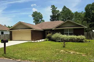 6570 Kembro Rd, Milton, FL 32570 - Photo 1