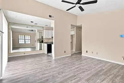 4426 Bellview Ave, Pensacola, FL 32526 - Photo 8